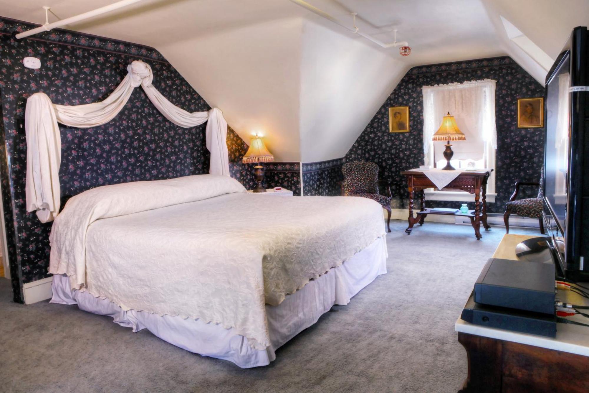 Wilbraham Mansion Hotel Кейп Мей Екстериор снимка