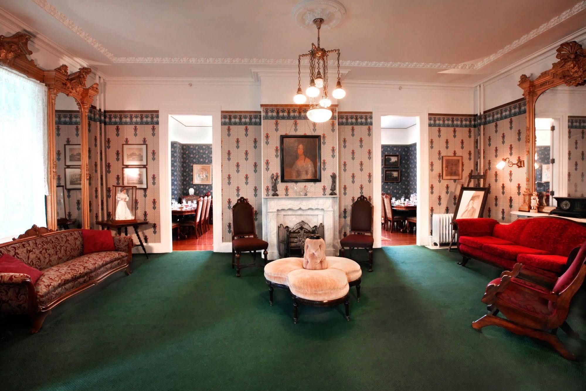 Wilbraham Mansion Hotel Кейп Мей Екстериор снимка