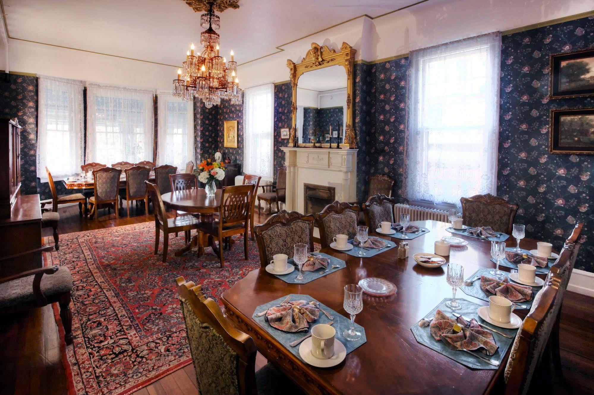 Wilbraham Mansion Hotel Кейп Мей Екстериор снимка