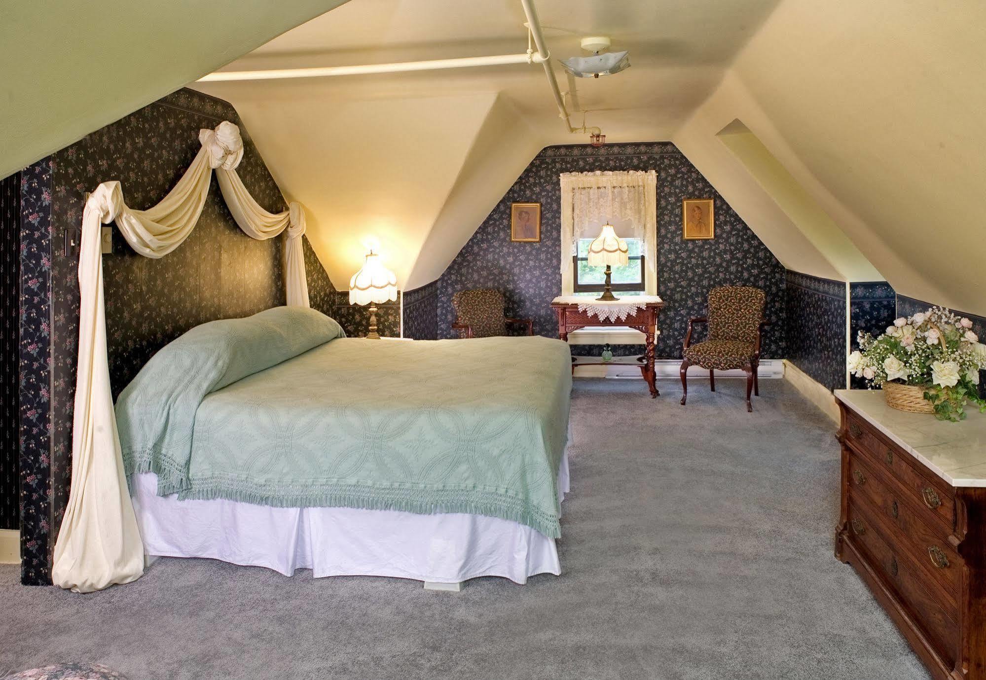 Wilbraham Mansion Hotel Кейп Мей Екстериор снимка