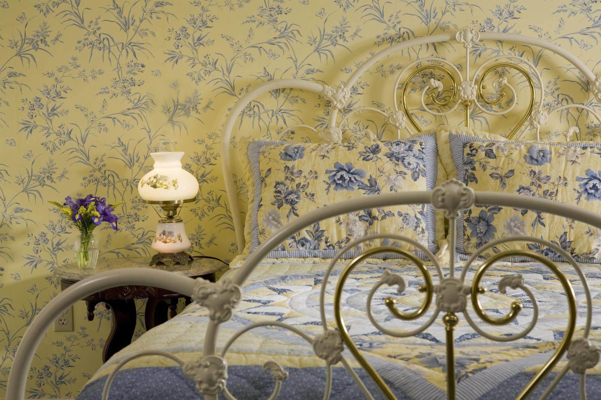 Wilbraham Mansion Hotel Кейп Мей Екстериор снимка